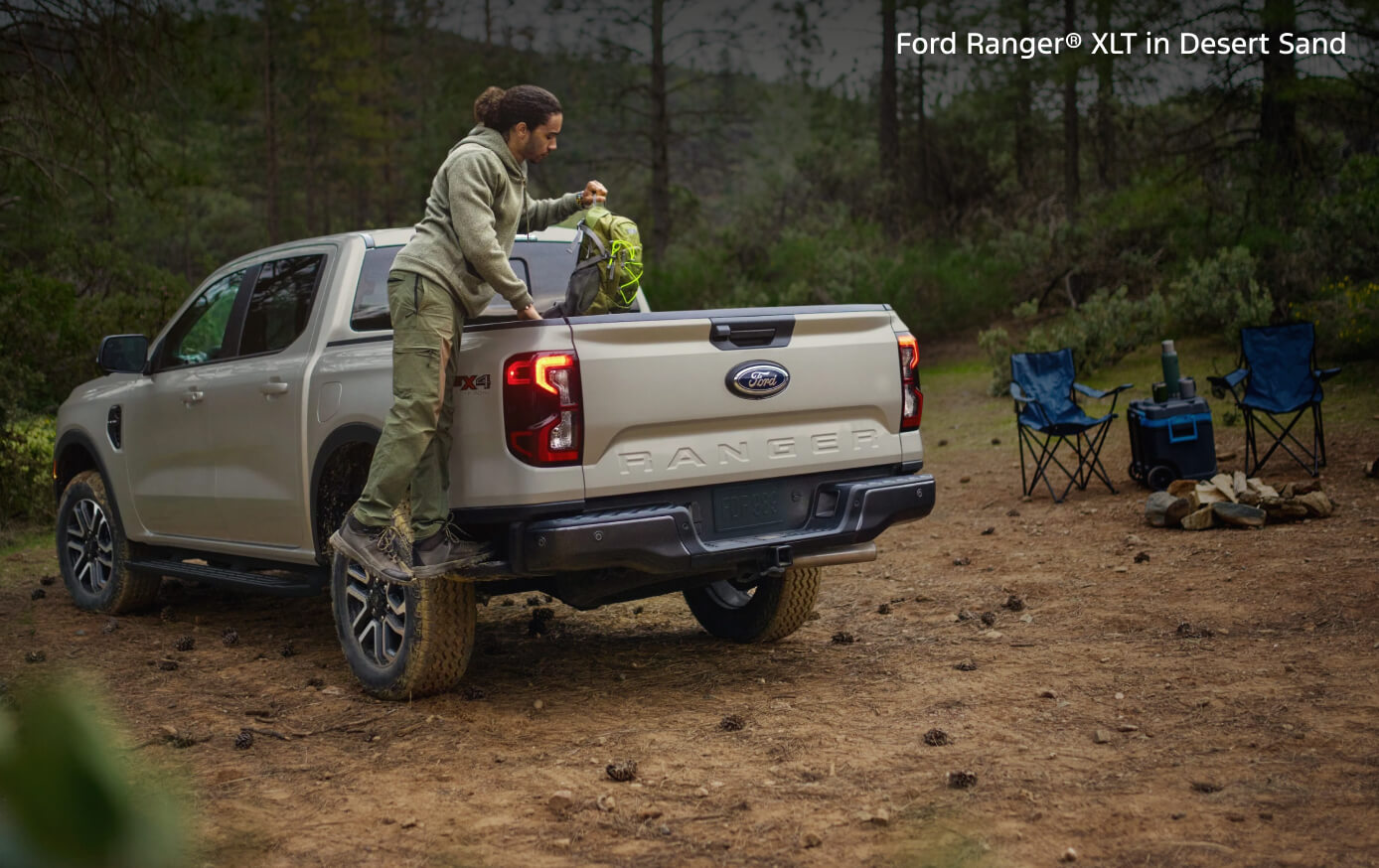 Ford Ranger XLT in Desert Sand