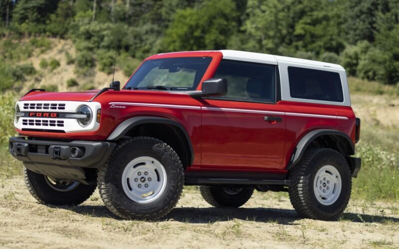 23 Ford Bronco Exterior 1