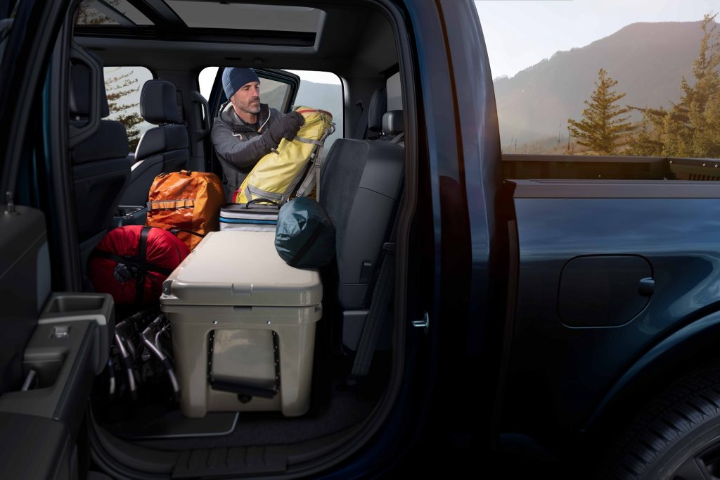 24 Ford F 150 Interior Main