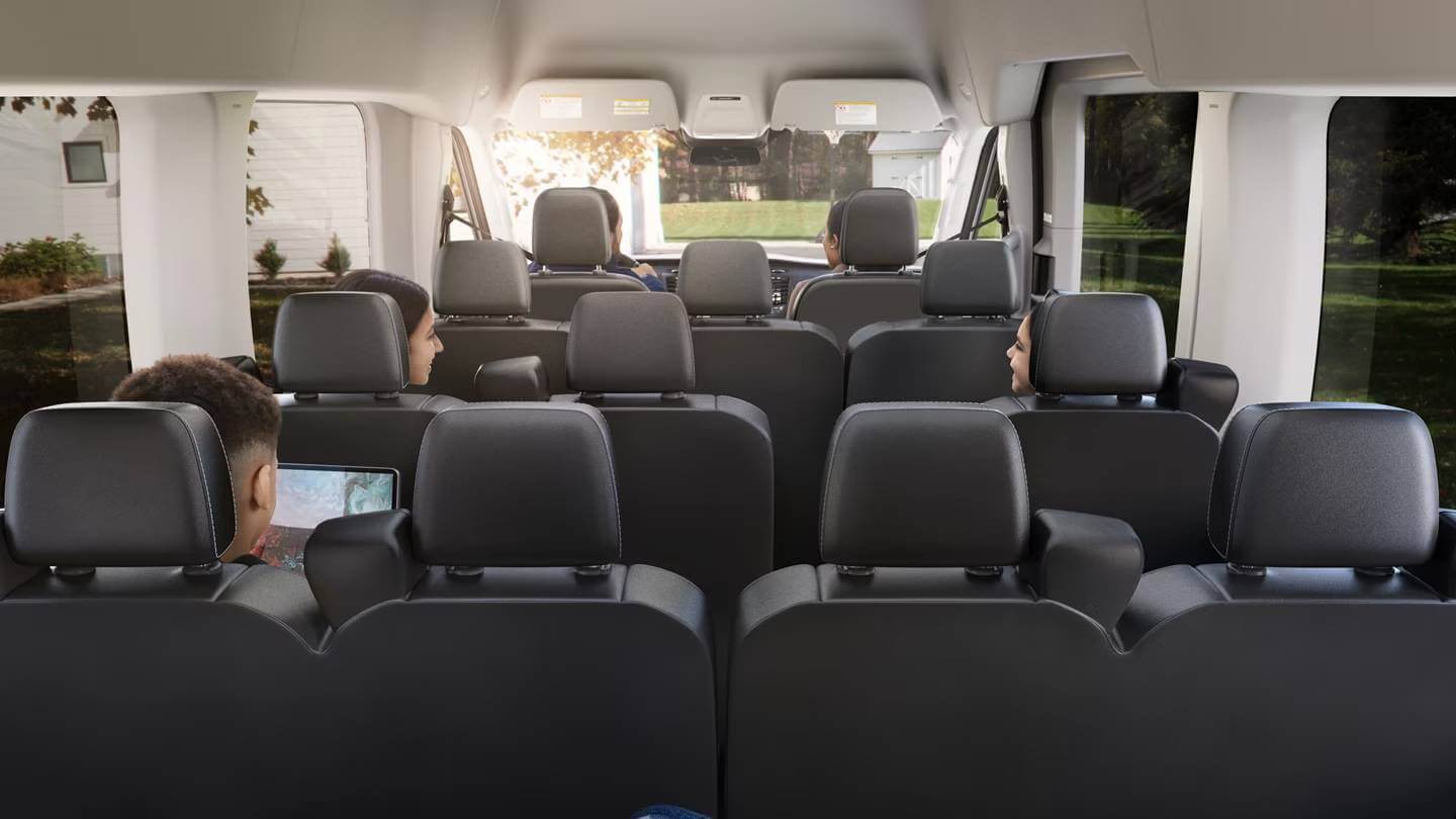 25 Frd Trn Interior