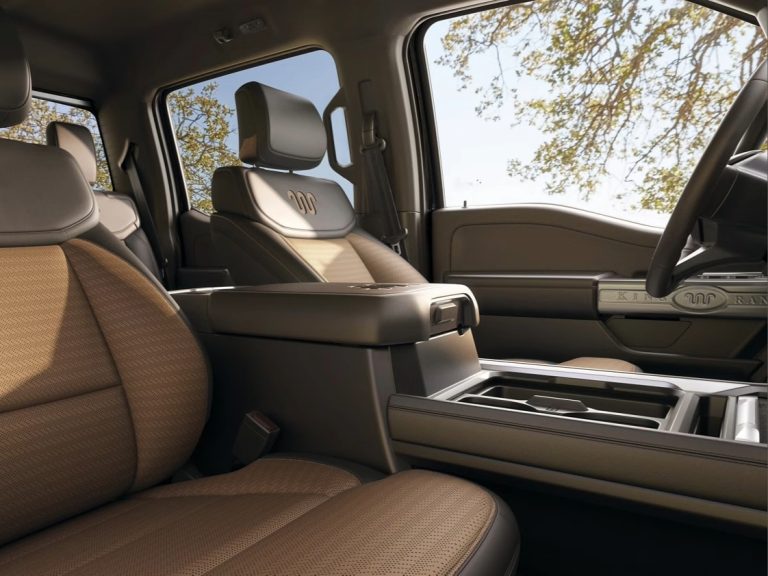 2025 Ford F250 Interior