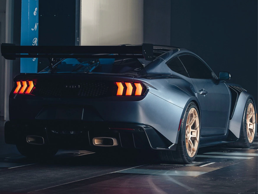 2025 Ford Mustang Gtd03