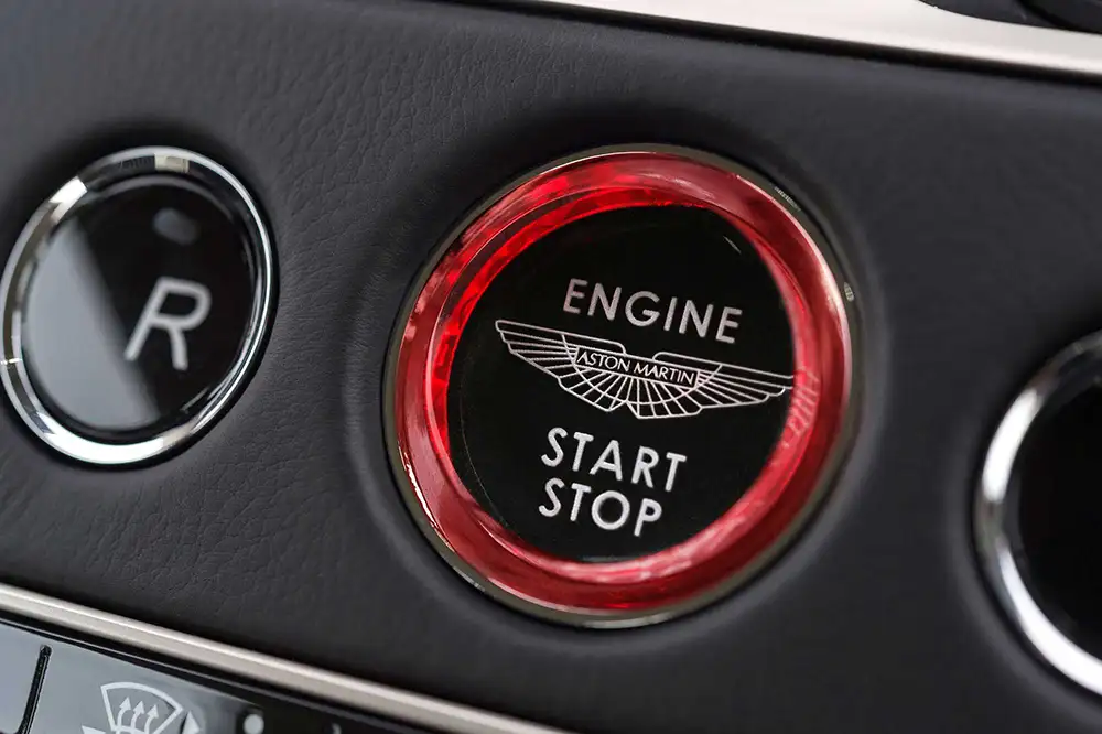 Jpg Medium Db11 04 1