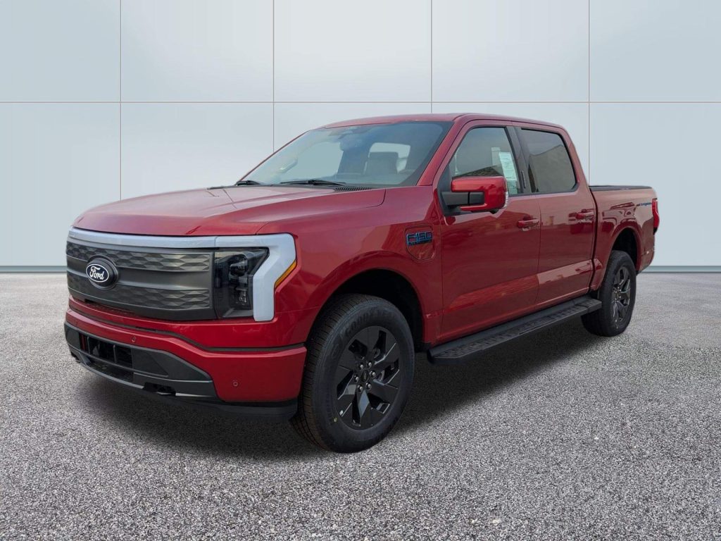 New 2025 Ford F 150 Lightning Lariat (1)
