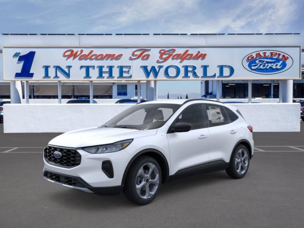 Used 2025 Ford Escape St Line