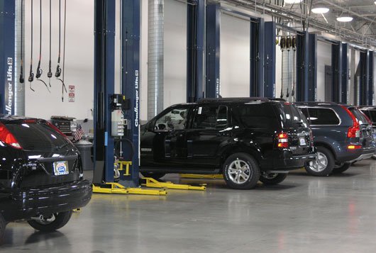 Galpin Jaguar Service - Oil Change