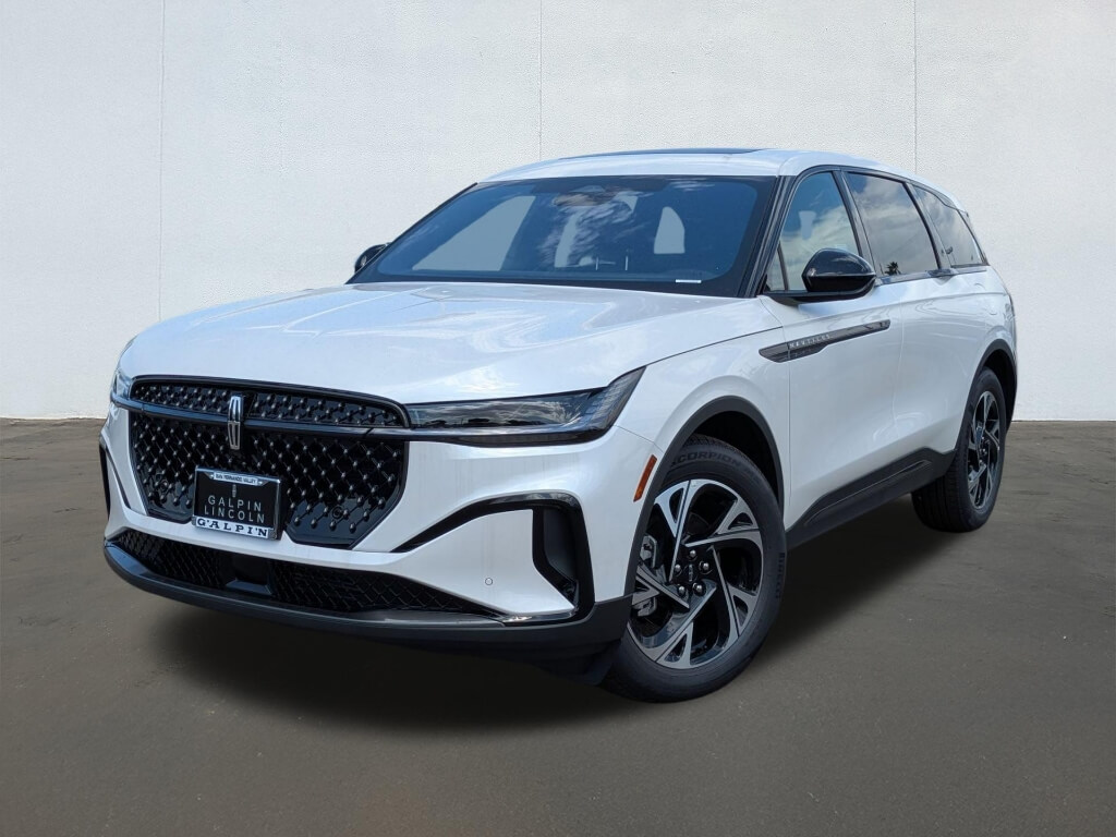 New 2025 Lincoln Nautilus Premiere