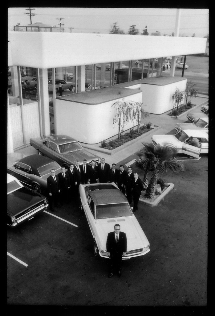 1967_Bert__GS_salesmen-698x1024