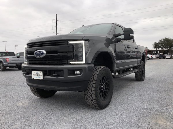 lifted ford trucks