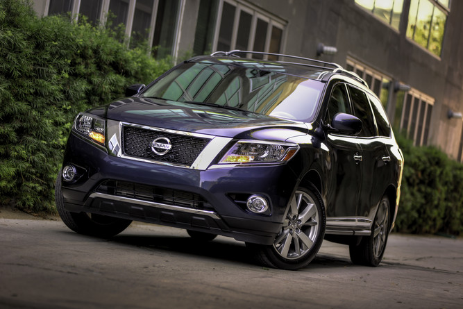 2014-Nissan-Pathfinder