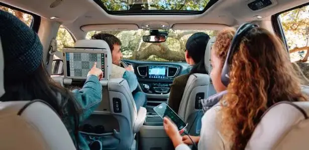 Uconnect Entertainment