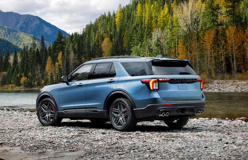 2025 Ford Explorer Rear