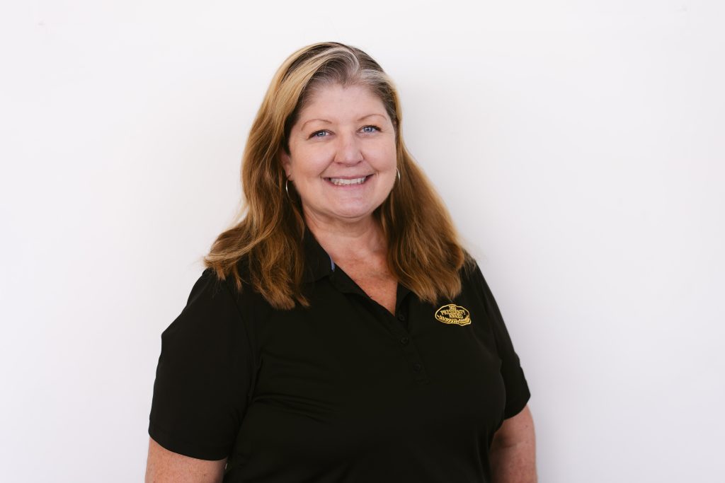Mcf Employees (5 Of 9)