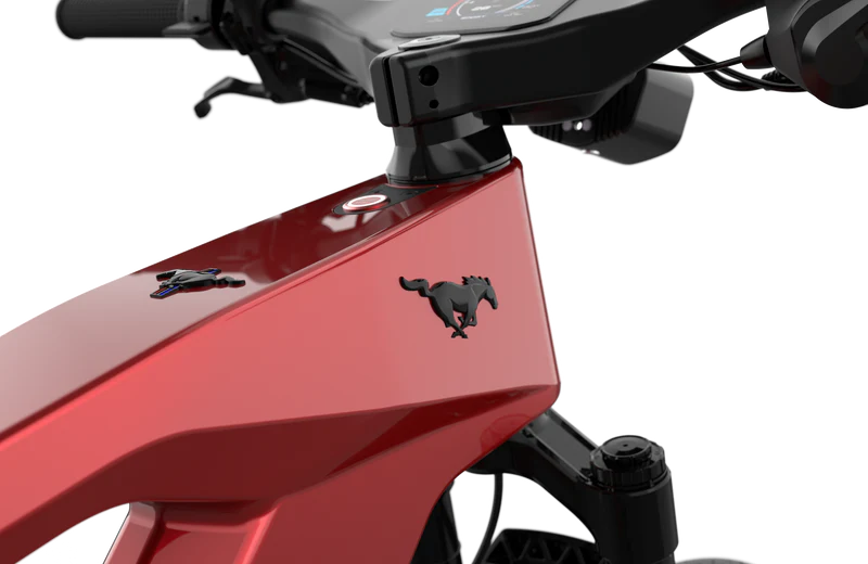 05 Mustang Rapid Red.webp