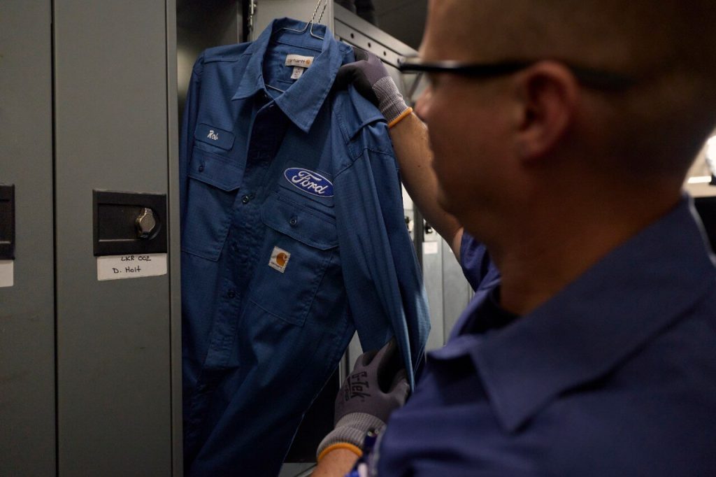 Dealer Technician Uniforms 06 1831