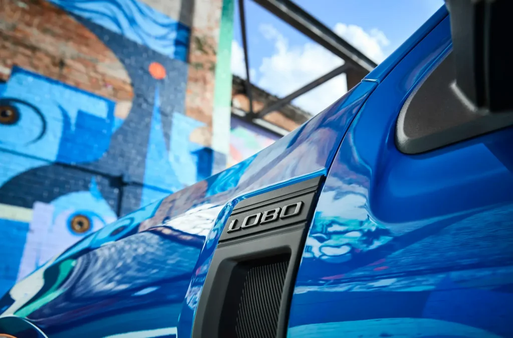 Maverick Lobo Badge (1)