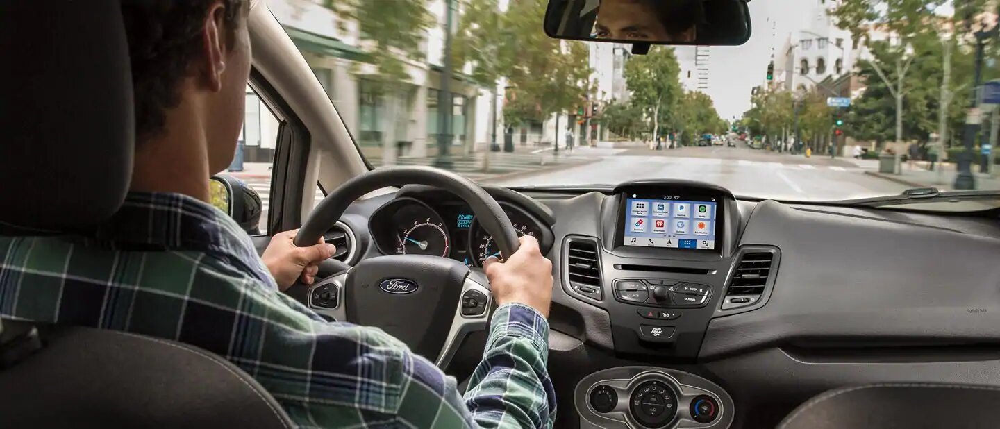Get your Ford serviced at Roesch Ford near Bensenville, IL