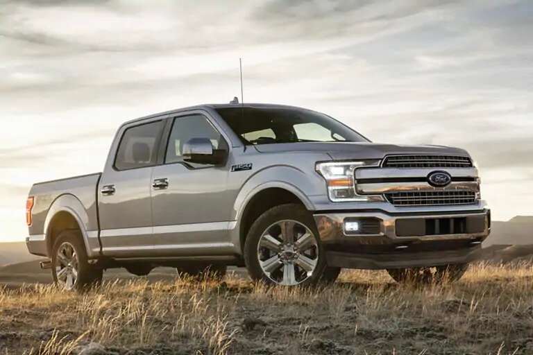 Roesch Ford has a large inventory of Ford vehicles near Bensenville, IL