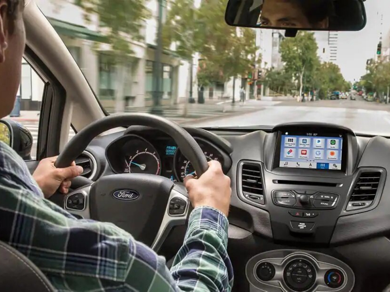 Get your Ford serviced at Roesch Ford near Villa Park, IL