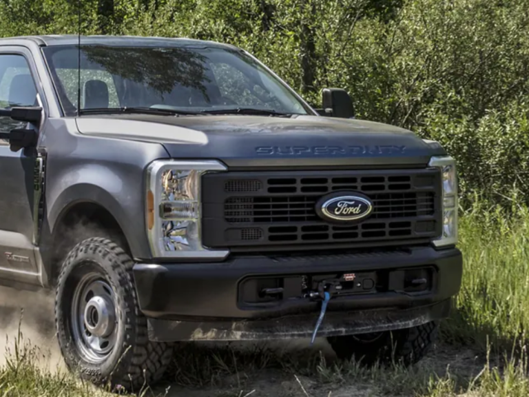 2025 Ford Sd Front End