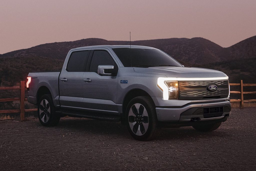 24 Frdnbrdx0308 Ford Bfa Lightningsunset 0124 04 Crop Upres Rgb