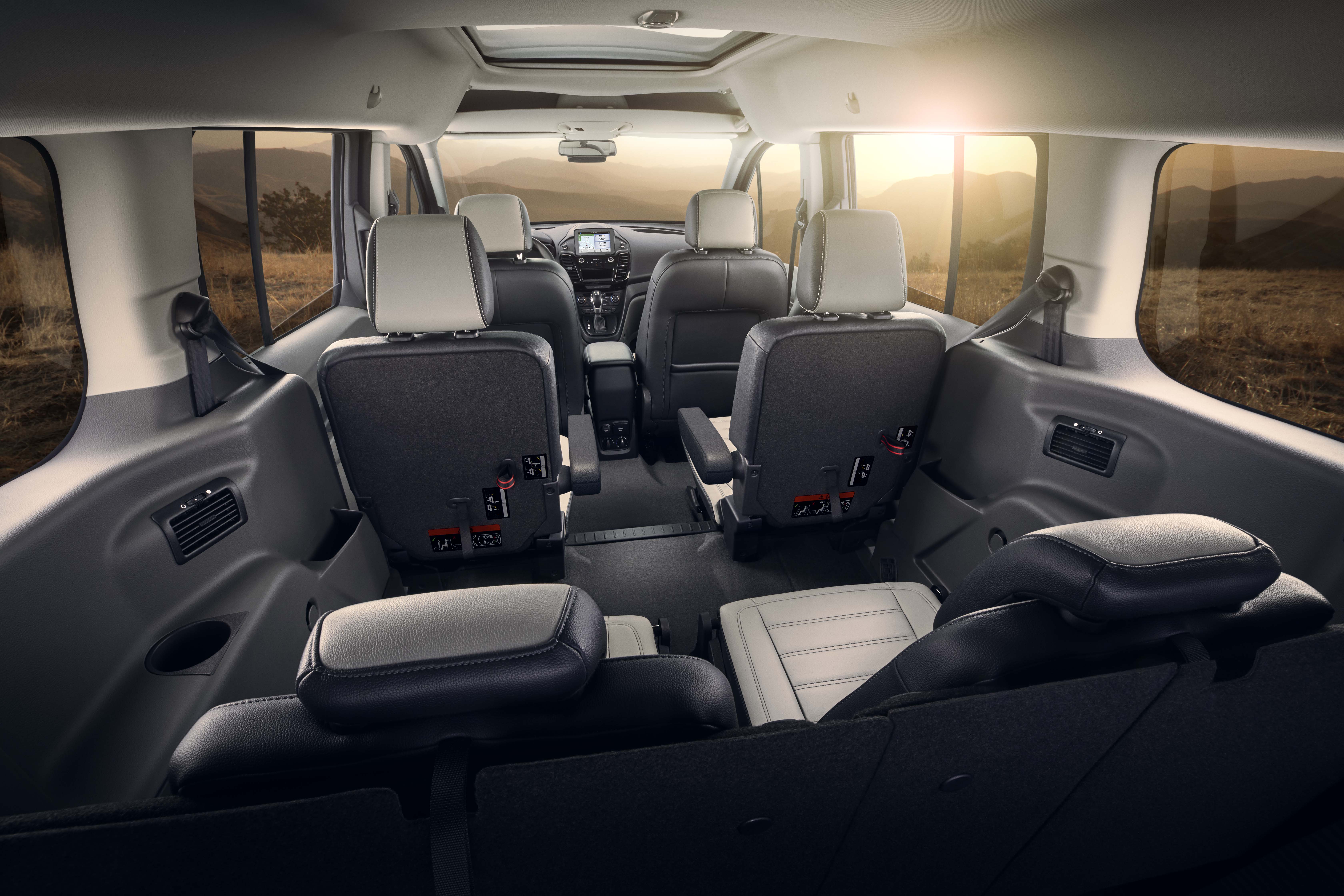 2019 Transit Connect interior