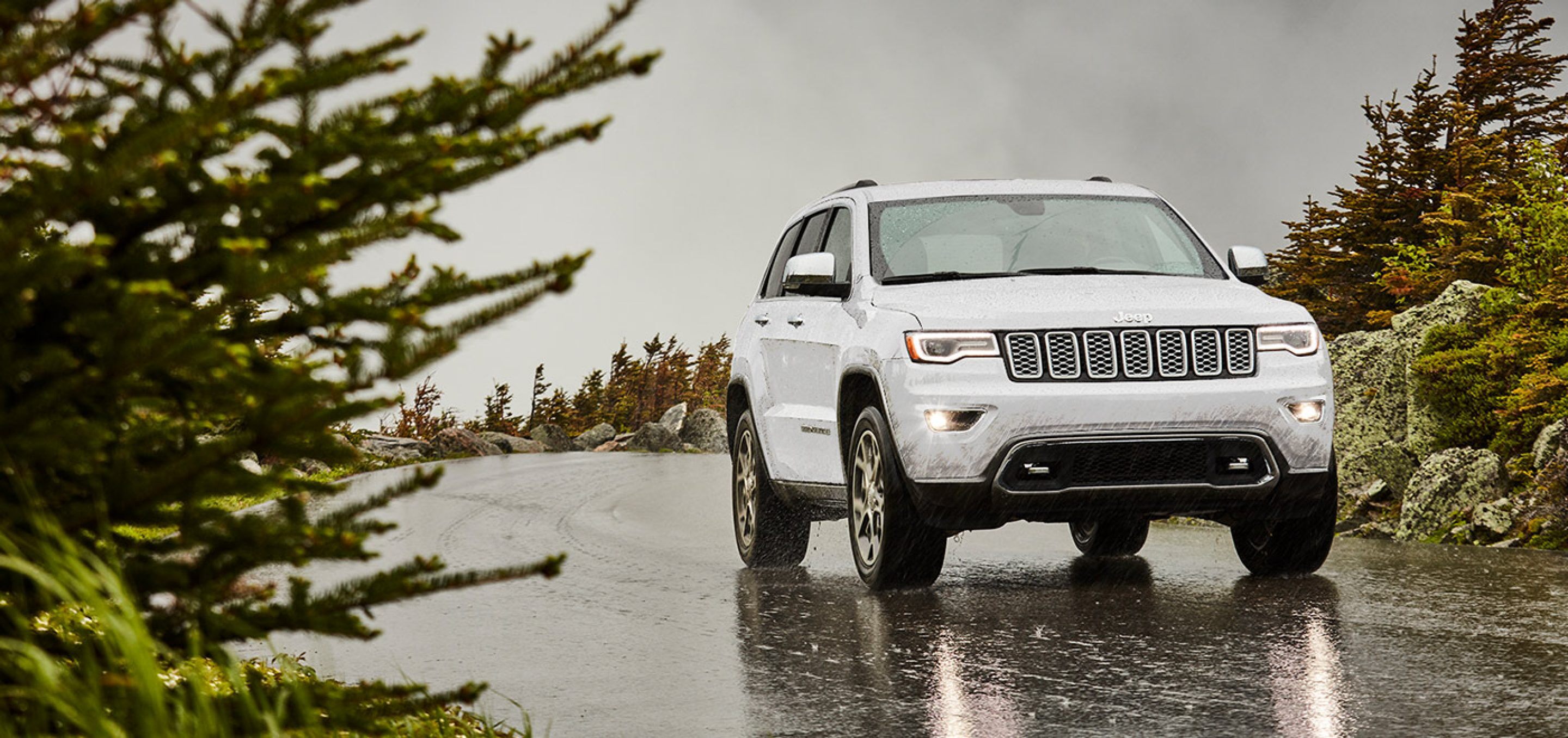 2021-Grand-Cherokee